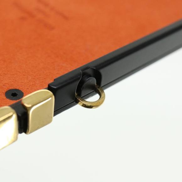 LOUIS VUITTON Transformed Monogram Cat Eye Trunk iPhone Case M63891 Auth 39162 - Picture 7 of 16